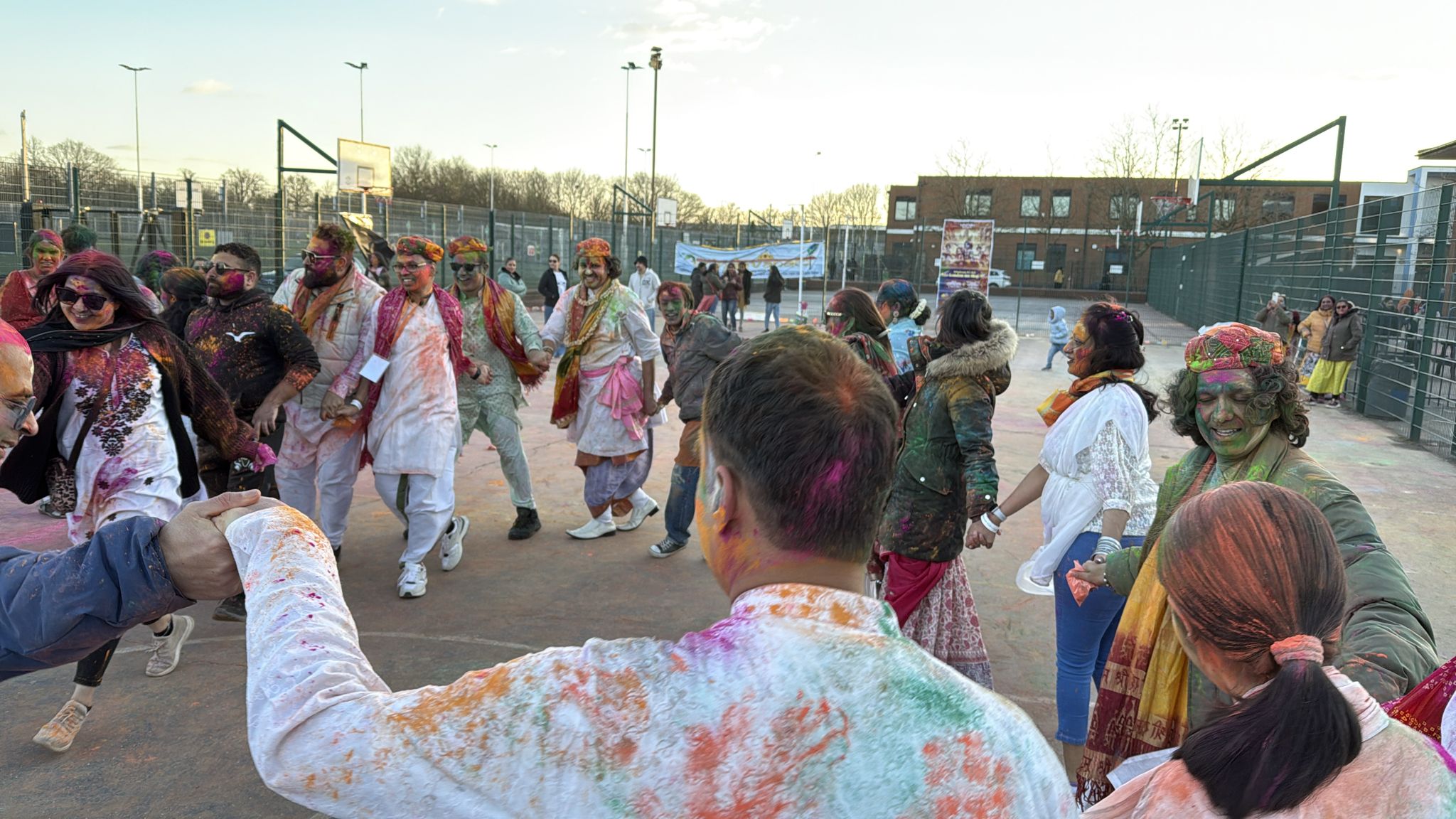 HOLI