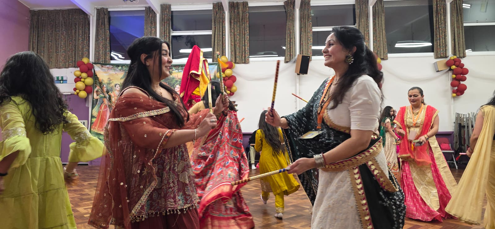 DANDIYA-NAVRATRI